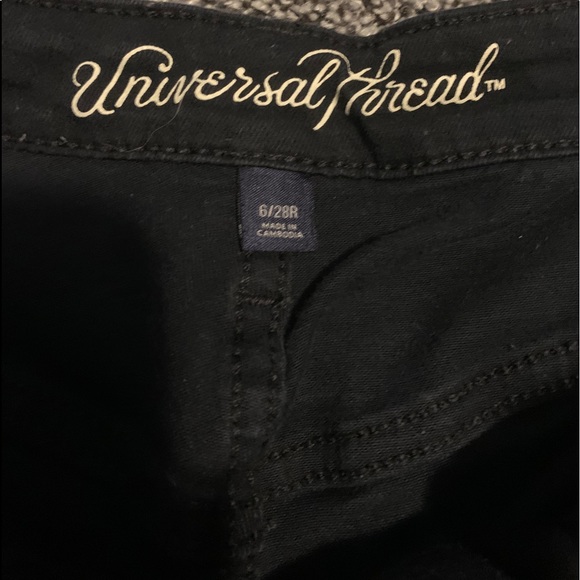 Universal Threads Jeans - Picture 4 of 4